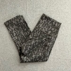 Lululemon Athletica Gray Camouflage Leggings